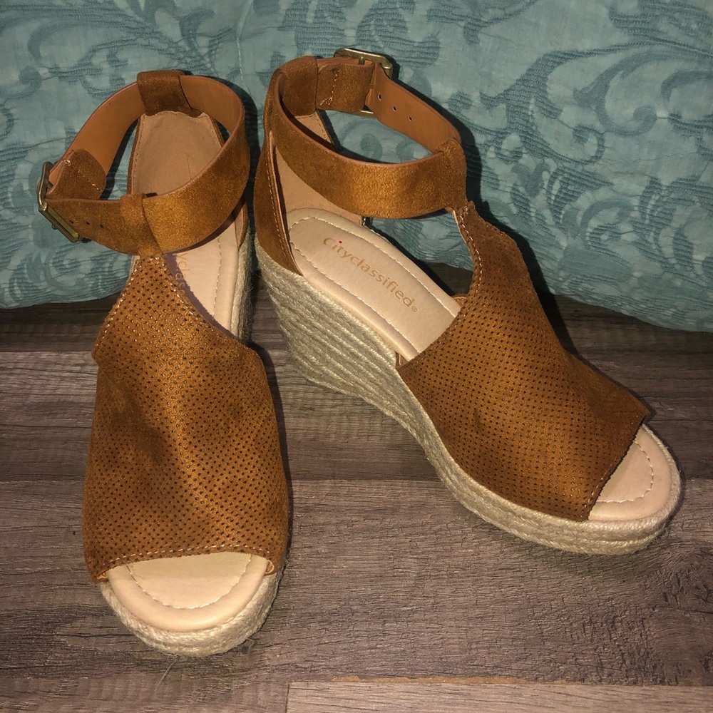 New Wedges